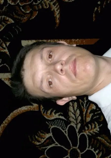 Я Амид, 47, из Душанбе, ищу знакомство для дружбы