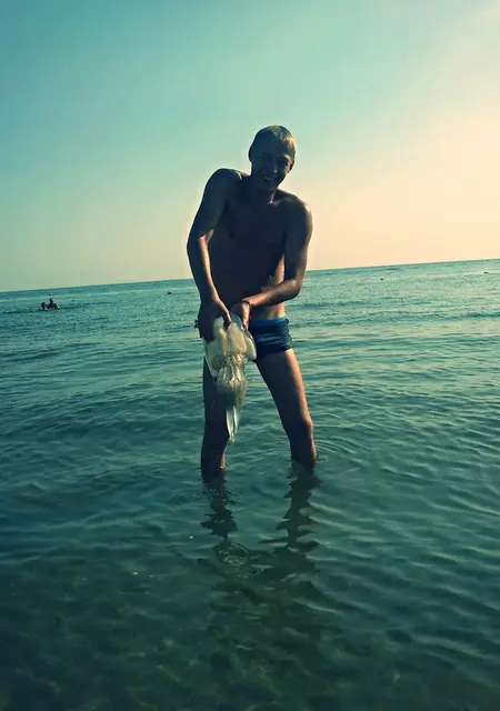 Я Макс, 39, из Винницы, ищу знакомства без обязательств