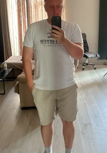 Soy Roma, 41 años de Barcelona, busco conocer gente para chatear