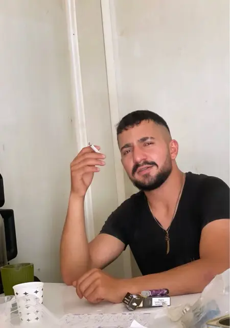 Adem из Гемлик, мне 21, познакомлюсь без обязательств