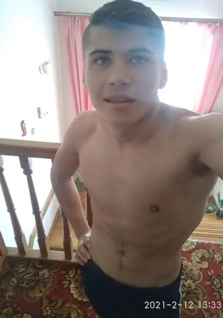 Віталі из Каменки, мне 28, познакомлюсь для приятного времяпровождения