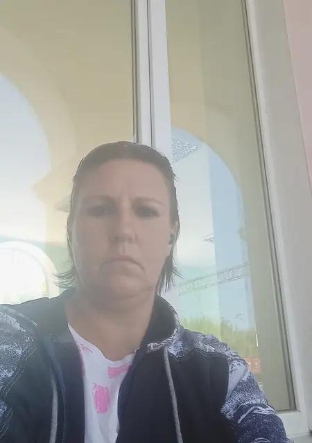 Я Инна, 39, знакомлюсь без обязательств в Полтаве