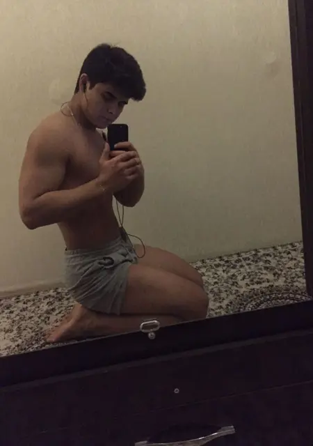 Jasur Kurbanov з Миколаєва, мені 23 років, познайомлюсь на одну ніч