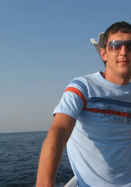 Я Александр, 39 років з Луганська, шукаю знайомство для дружби