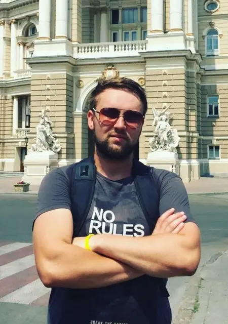 Я Vitaliy, 31, из Львова, ищу знакомства на одну ночь