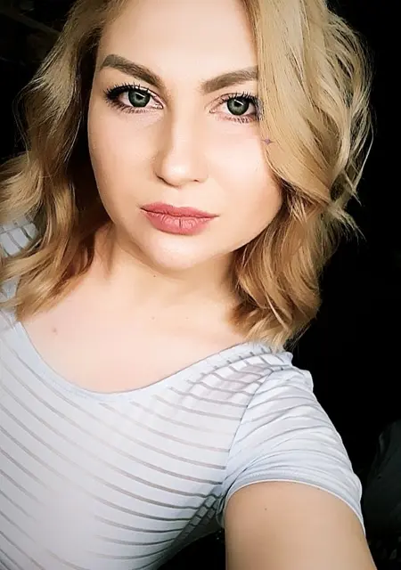 Я Анна, 30, из Полтавы, ищу знакомство для совместных путешествий