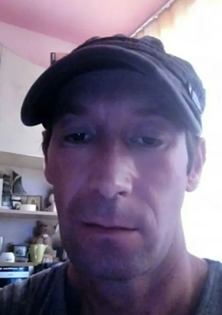 Я Marton, 38, знакомлюсь в Бухаресте