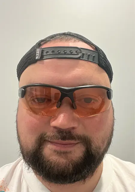 Веталь из Борисполя, ищу на сайте знакомства без обязательств