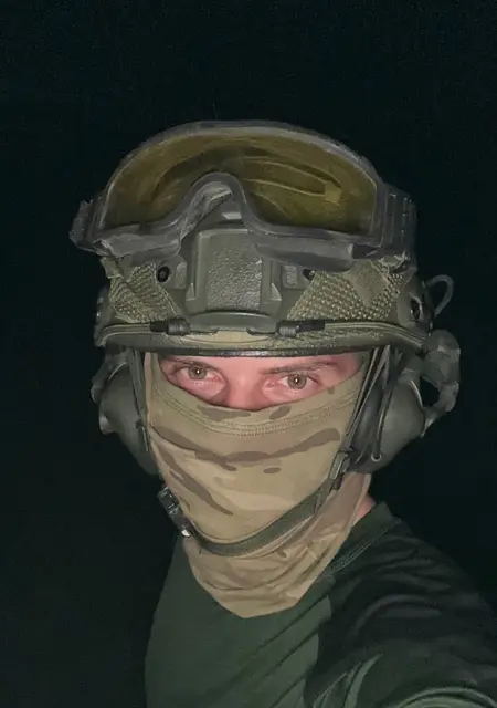 Я Максим, 23, знакомлюсь без обязательств в Макеевке