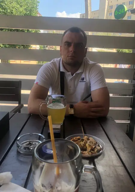 Я Діма, 30, из Винницы, ищу знакомство для приятного времяпровождения