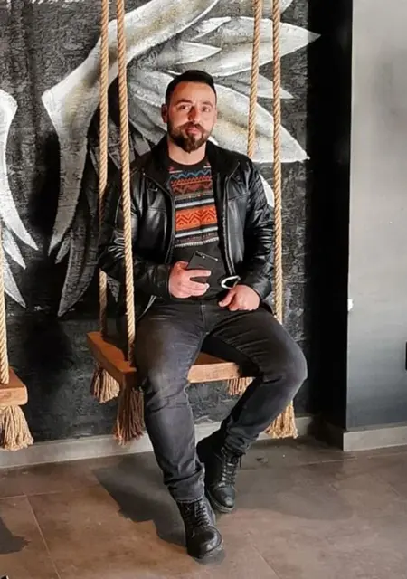 Я Dou Ay, 29, из Стамбула, ищу знакомство