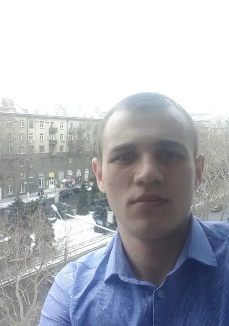 Я Dmitryi, 31, знакомлюсь для приятного времяпровождения в Николаеве