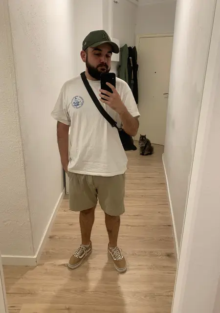 Marc из Виласар-де-Мар, ищу на сайте знакомства на одну ночь