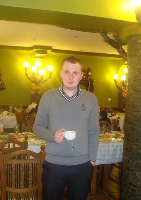 Я Максим, 39 років з Івано-Франківська, шукаю знайомство для спілкування