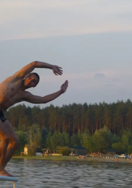 Александр из Харькова, мне 41, познакомлюсь на одну ночь