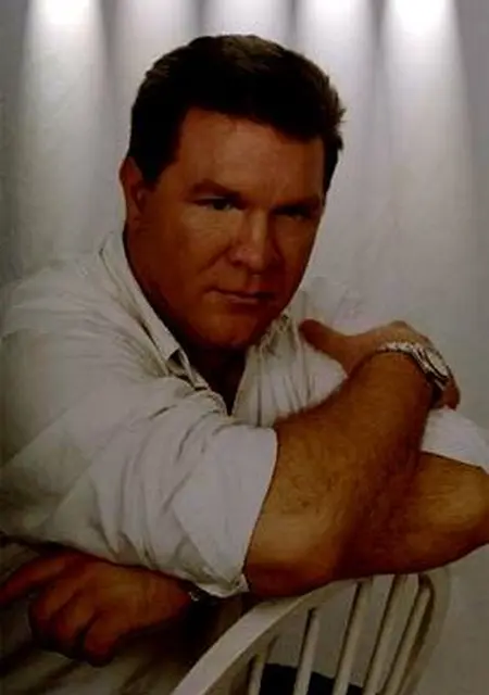 Я Андрей, 62, из Киева, ищу знакомства без обязательств