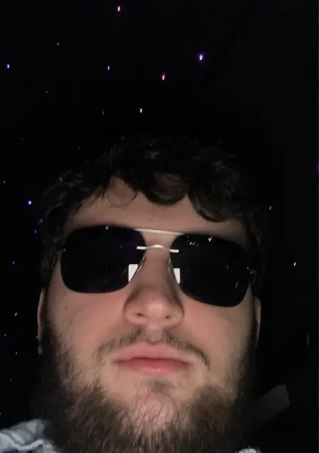 Я Mamu, 24, из Уэйкфилд, ищу знакомство для совместных путешествий