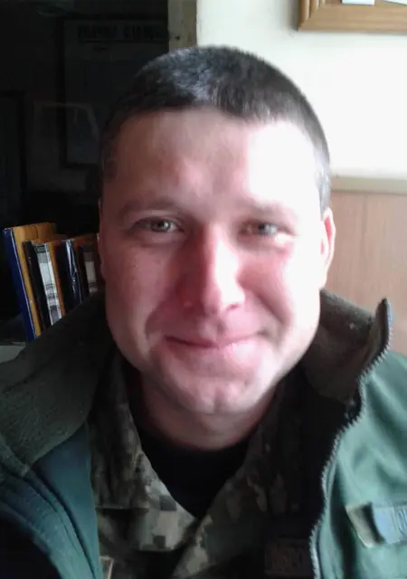 Я Денис, 38, знакомлюсь без обязательств в Львове