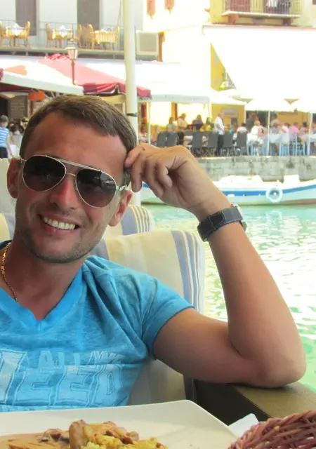 Oleg из Харькова, ищу на сайте приятное времяпровождение