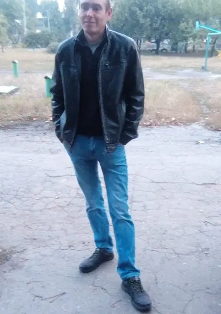 Я Миша, 34, знакомлюсь без обязательств в Павлограде