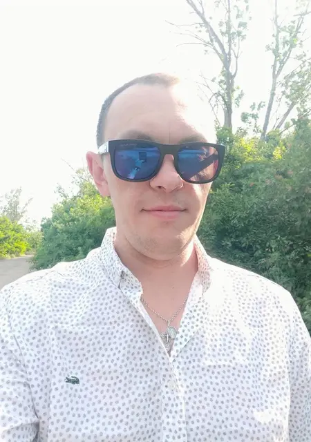 Я Сергей, 39, знакомлюсь без обязательств в Днепре