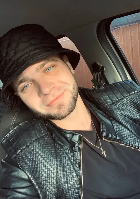 Я Міша, 27, из Черновцов, ищу знакомство для приятного времяпровождения