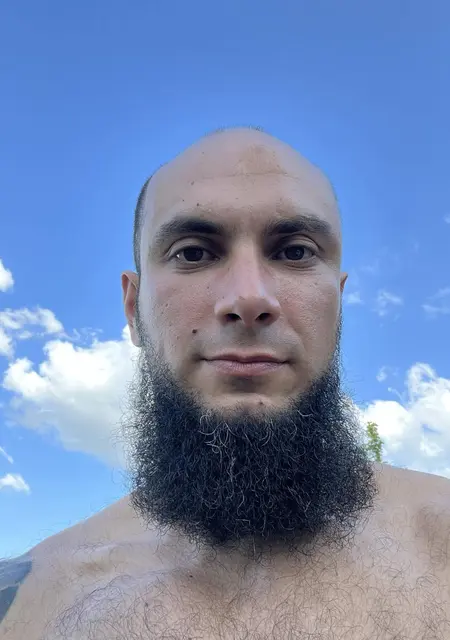 Антон из Бердичева, ищу на сайте знакомства на одну ночь