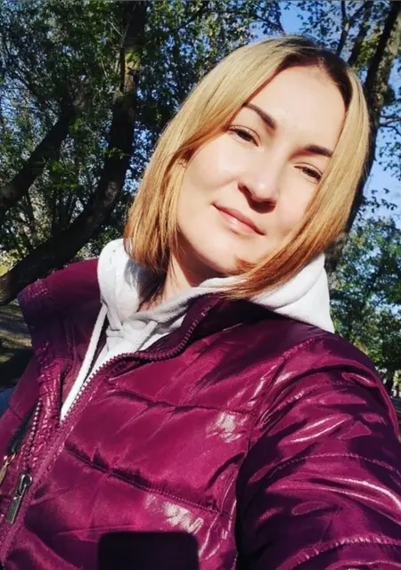 Я Лена, 34, знакомлюсь на одну ночь в Днепре