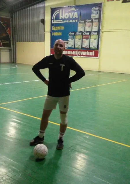 Я Серый, 36 років з Житомира, шукаю знайомства без зобов'язань