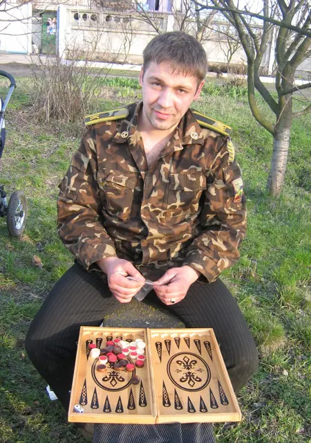 Павел из Павлограда, мне 40, познакомлюсь для общения