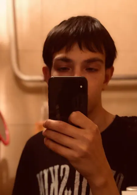 Я Макс, 20, знакомлюсь на одну ночь в Львове