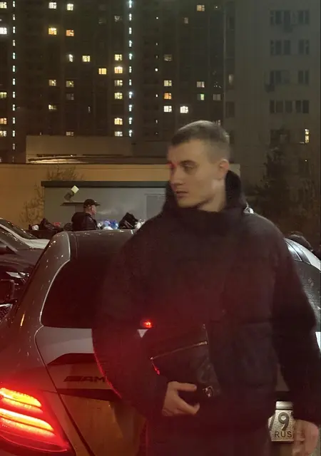 Денис из Вены, ищу на сайте знакомства на одну ночь