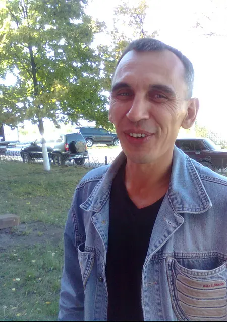 Я Wiktor, 56, из Днепра, ищу знакомства на одну ночь
