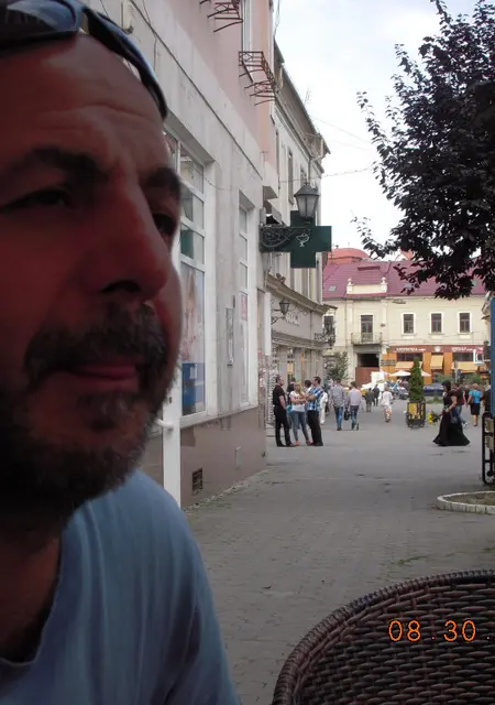 Я Abrek, 51, из Кицмани, ищу знакомства без обязательств