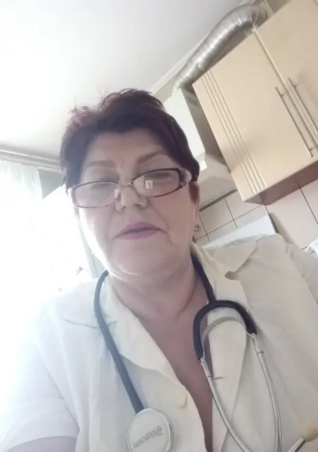 Светлана из Мелитополя, мне 63, познакомлюсь для общения