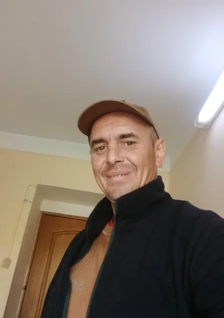 Тарас из Ивано-Франковска, мне 40, познакомлюсь на одну ночь