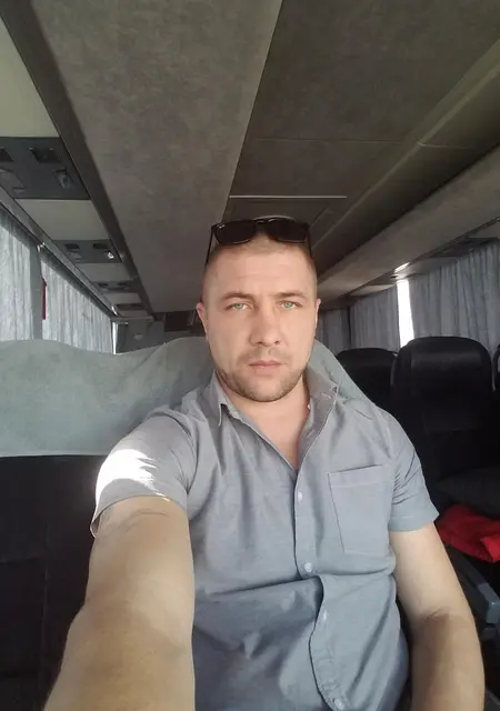 Ваня из Ровно, мне 44, познакомлюсь на одну ночь