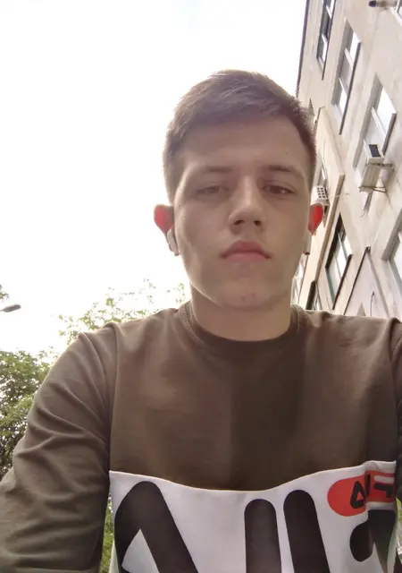 Артем з Новопскова, шукаю на сайті знайомства на одну ніч