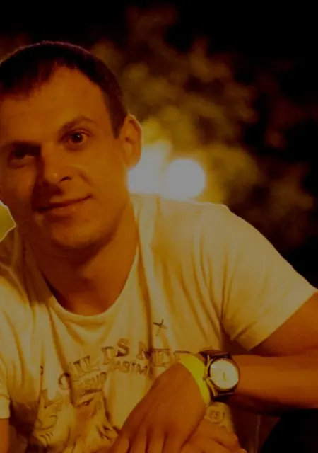 Aleksandr из Мелитополя, ищу на сайте знакомства на одну ночь