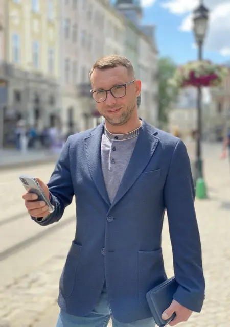 Я Ден, 35, знакомлюсь для приятного времяпровождения в Львове