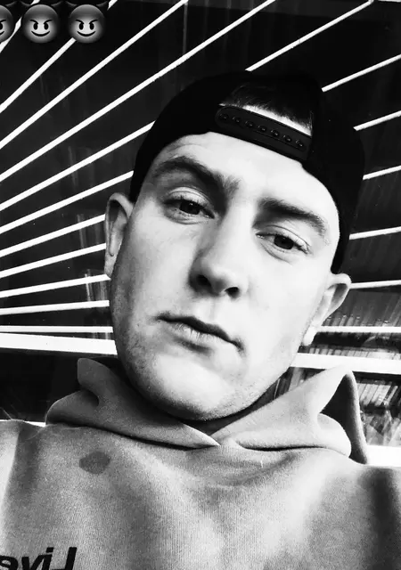 Я Рома, 26, знакомлюсь без обязательств в Мостиске