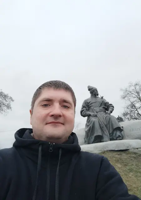 Я Дима, 39, из Светловодска, ищу знакомства без обязательств