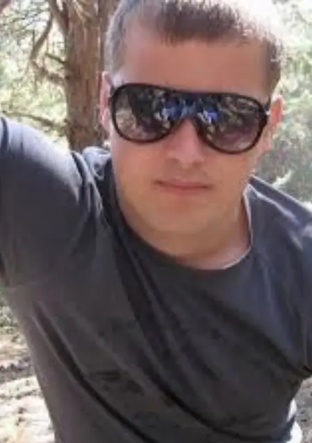 Igor из Сум, мне 41, познакомлюсь для дружбы