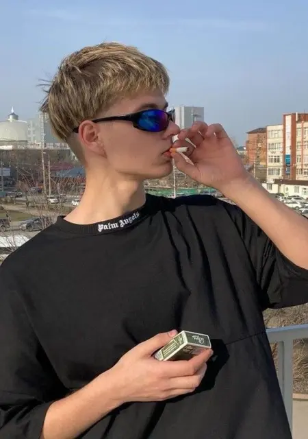 Я Коля, 24, знакомлюсь без обязательств в Днепре