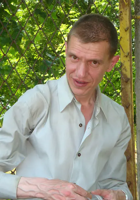 Я Олег, 60, знакомлюсь без обязательств в Киеве