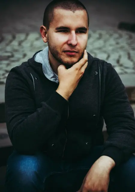 Я Михаил, 34, знакомлюсь без обязательств в Львове