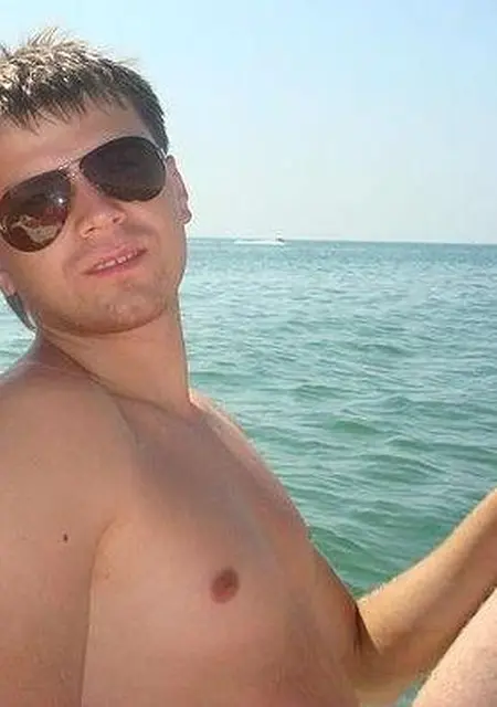 Я Сергей, 39, из Житомира, ищу знакомства на одну ночь