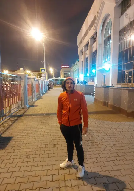 Я Сергей, 27, из Новопскова, ищу знакомства без обязательств