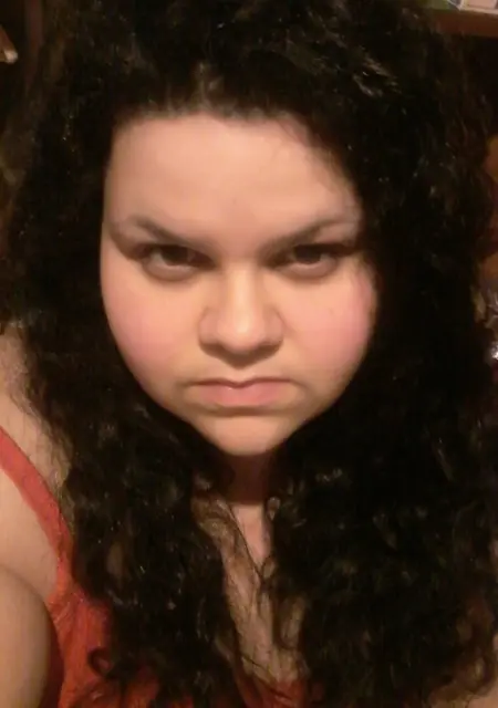 Настя из Харькова, ищу на сайте знакомства без обязательств