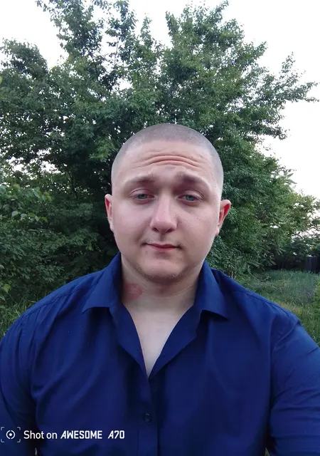 Сергей из Донецка, мне 19, познакомлюсь на одну ночь